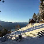 Ferienhaus Reinwalds Almhuette