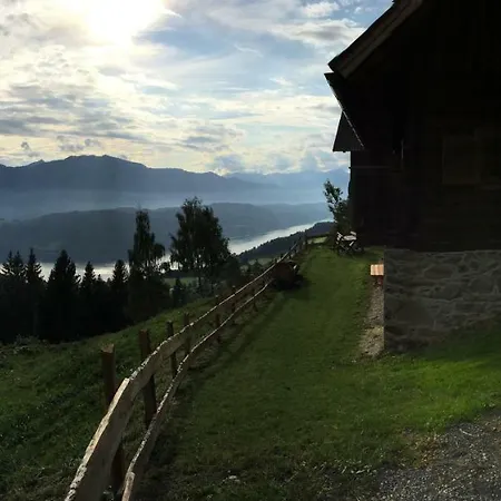 Feriehus Reinwalds Almhuette