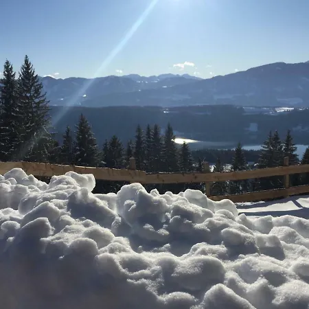 Reinwalds Almhuette Feriehus